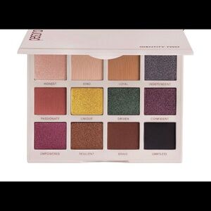 Persona Identity 2 Eyeshadow Palette